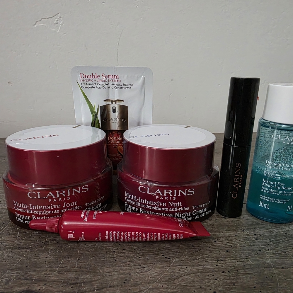 Clarins Multi intensive Super Restorative Day cream Night Cream Eye Gift Set - Picture 9 of 11